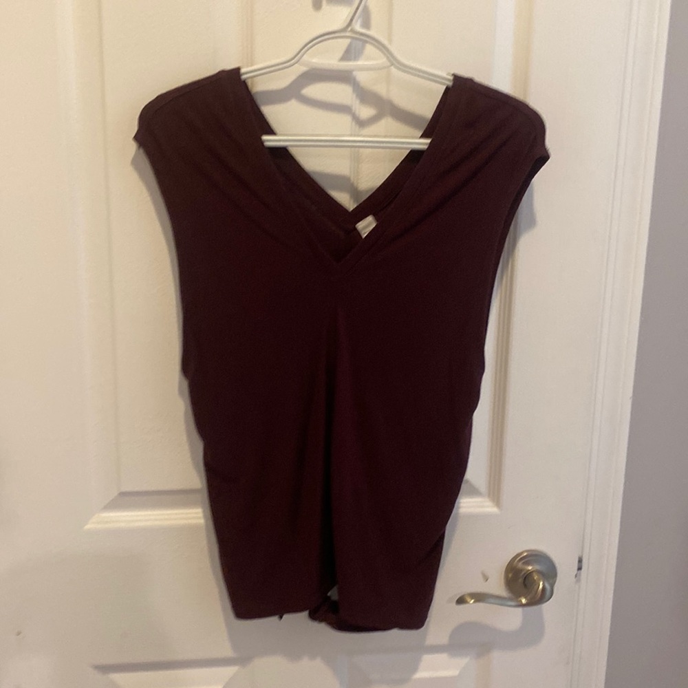 Athleta tie back burgundy tank size S